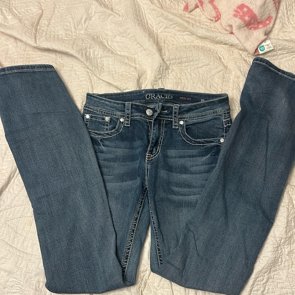 grace in la dark was jeans